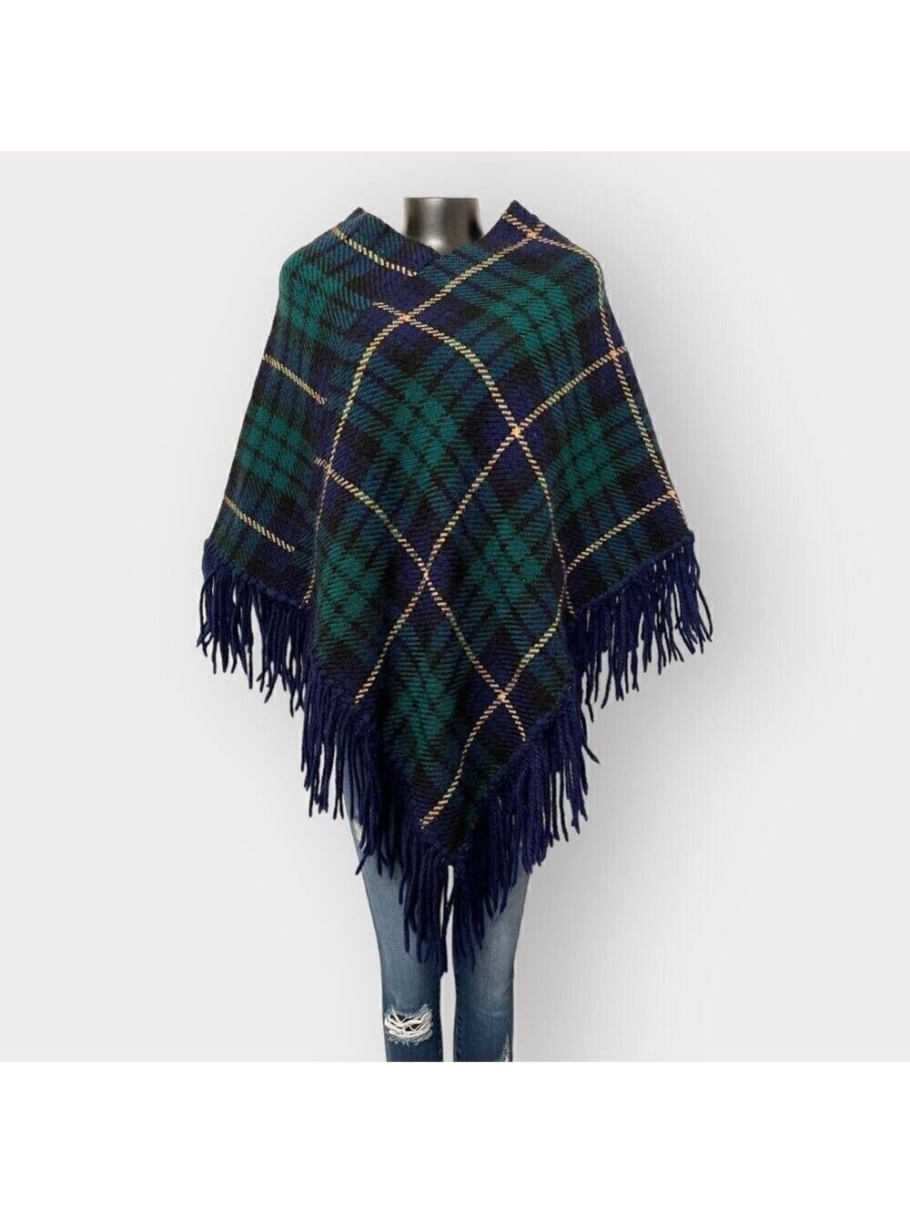 Vintage Tartan Plaid Fringe Poncho OS Womans Green Black Warm Cozy Sweater Knit